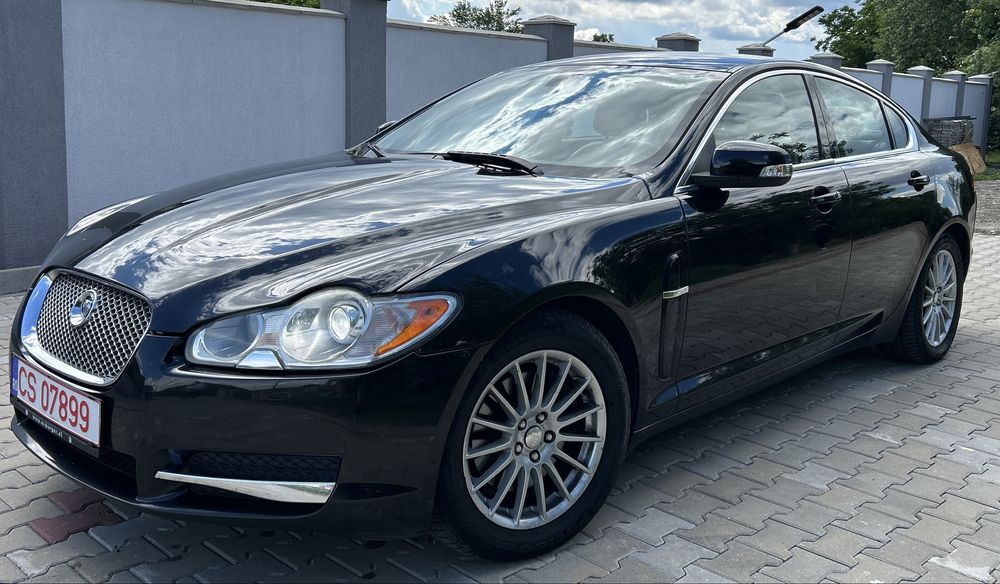 jaguar xf