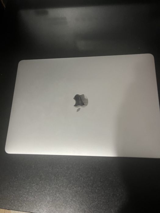 Macbook 2020 I7