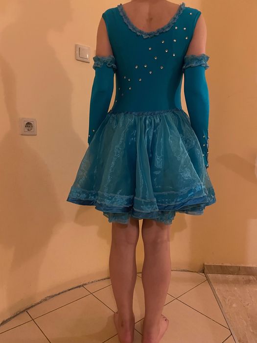 Официална рокличка .