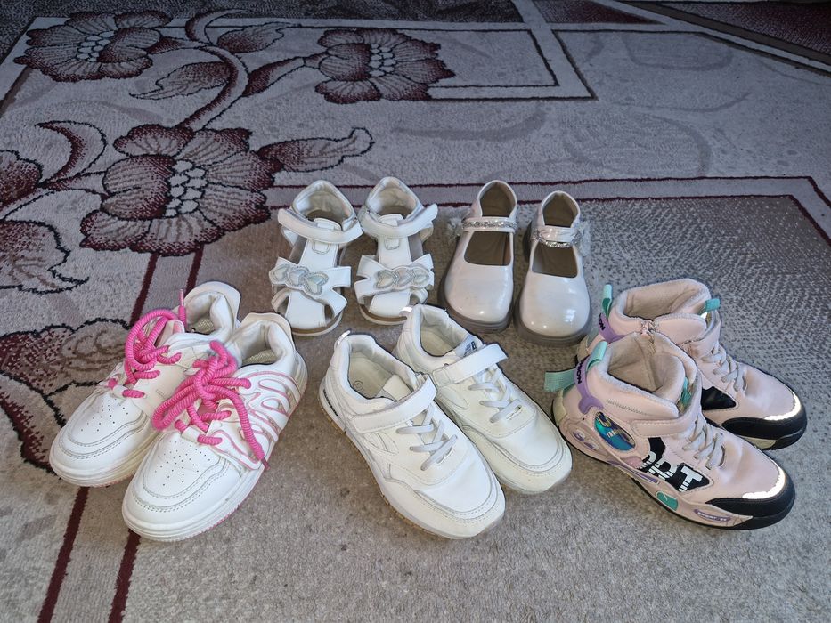 Обувь на девочку