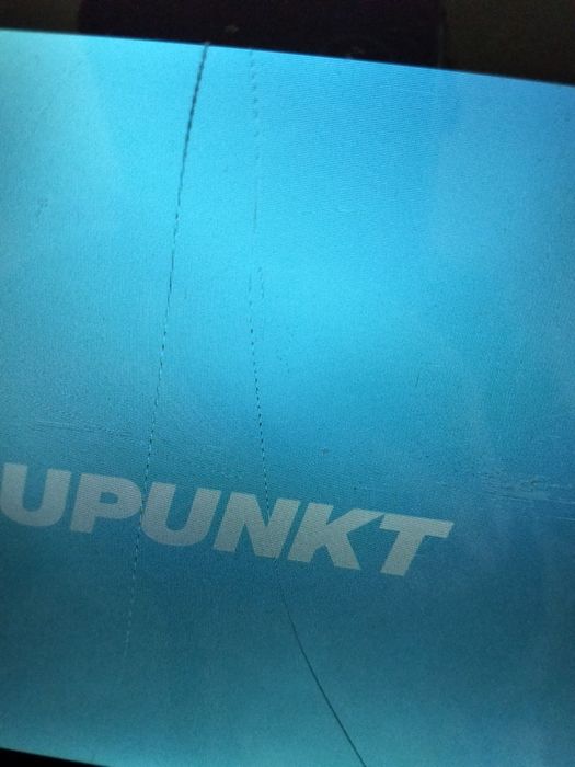 Tableta blaupunkt cu ecran fisurat