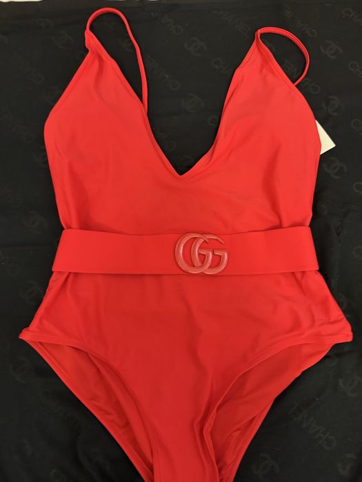 Costum de baie intreg rosu nou cu etichera