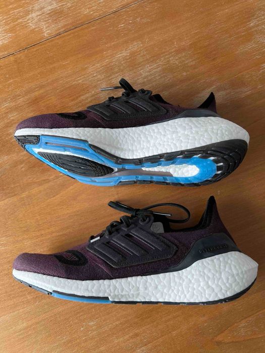 ADIDAS Ultraboost 22