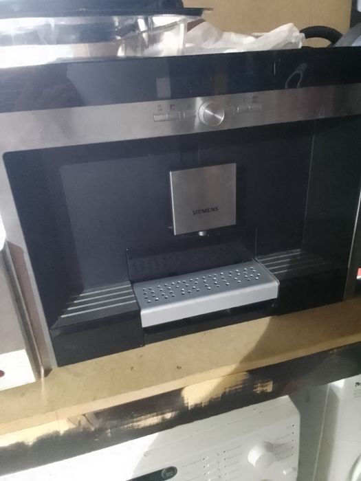 Vând illy, gemini, Siemens,aparate de cafea espressor, nespresso profe