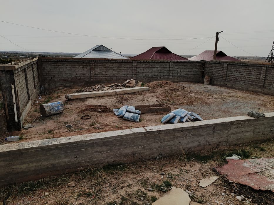 срочна ер сотилади(дала ховли) 6,5ʼ сотиx