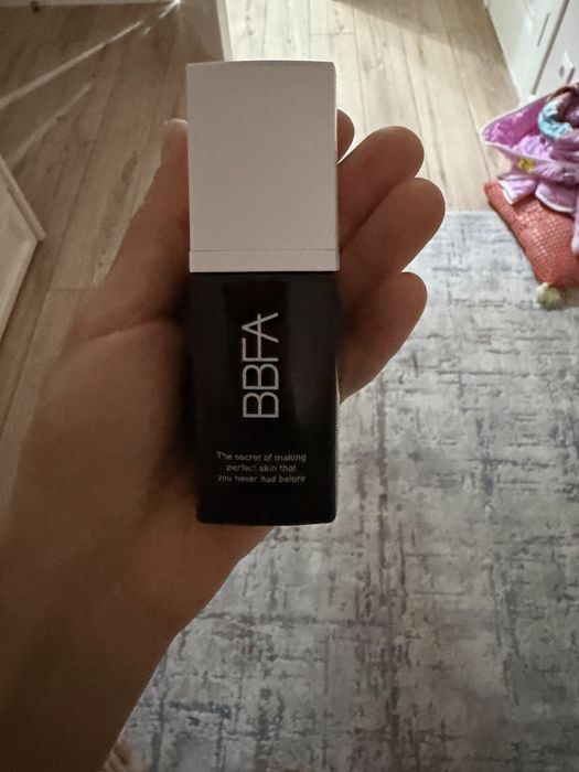 Продам тональный крем rorobell