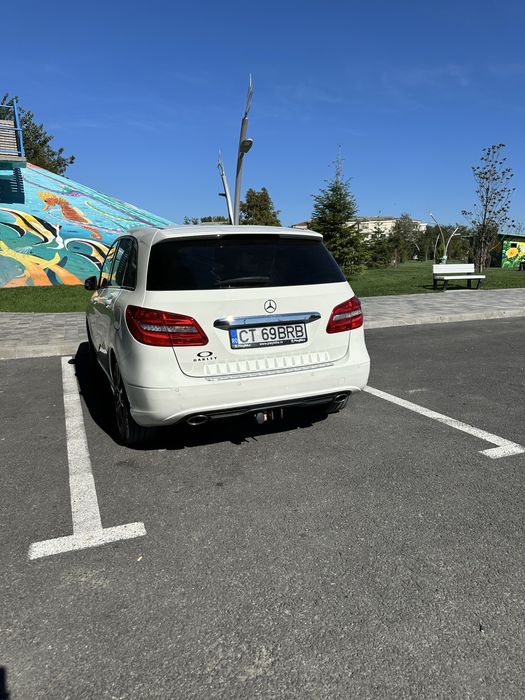 Mercedes B class B200 d