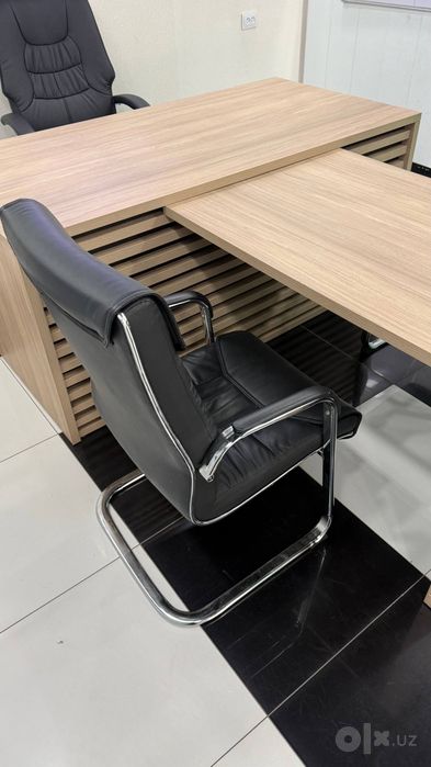 Ofes mebellari srochno sotiladi