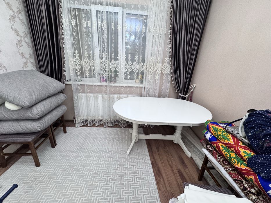 Продам Стол в отличном состоянии