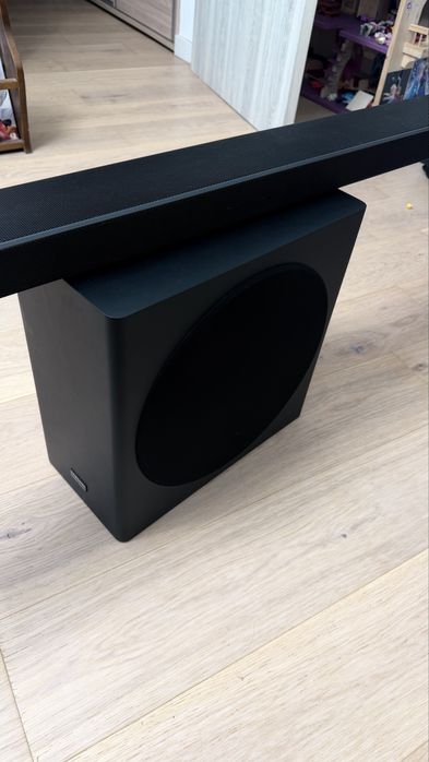 Vand sistem Samsung Harman Kardon 3.1.2 Ch Soundbar HW-Q70R Atmos