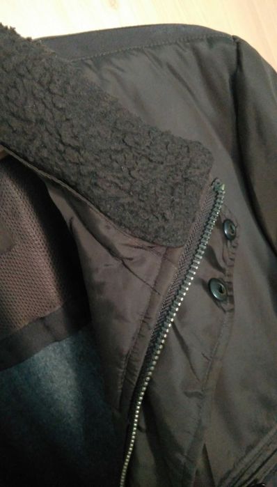 Яке GEOX RESPIRA размер 50. Водоустойчиво.