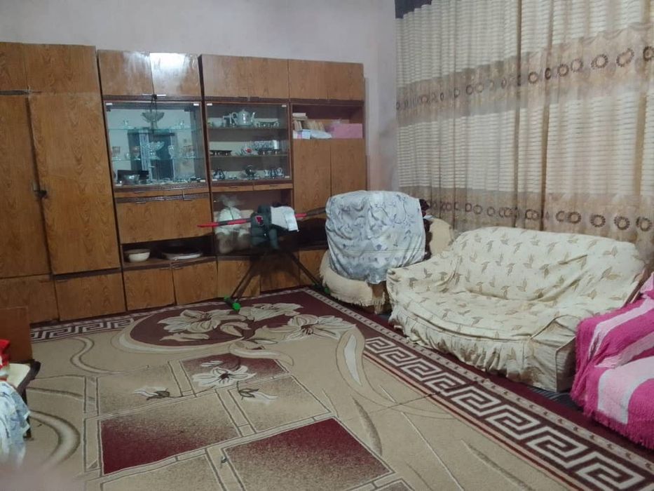 Srochno Hovli sotiladi 6 sutixli