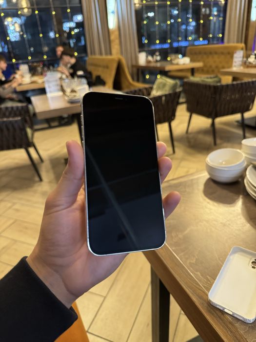 айфон 12 про в идеале