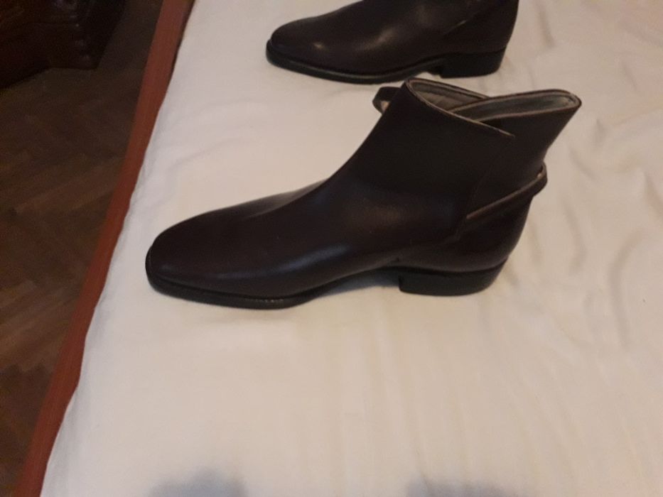 Vand cisme noi de piele naturala