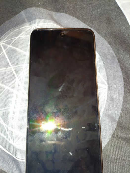 Смартфон Xiaomi Redmi 13 8 ГБ/128 ГБ золотистый