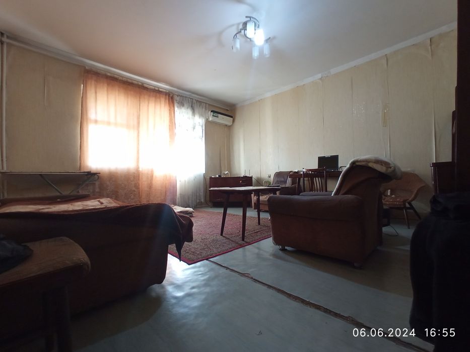 Продается квартира 3-х комнатная