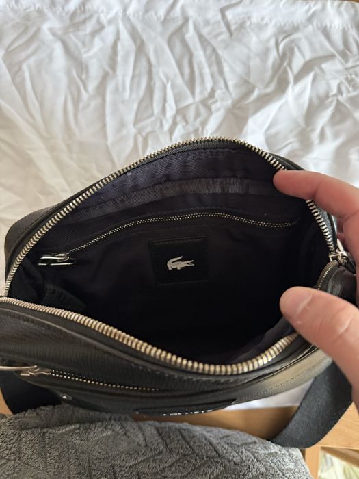 Чанта.  LACOSTE.