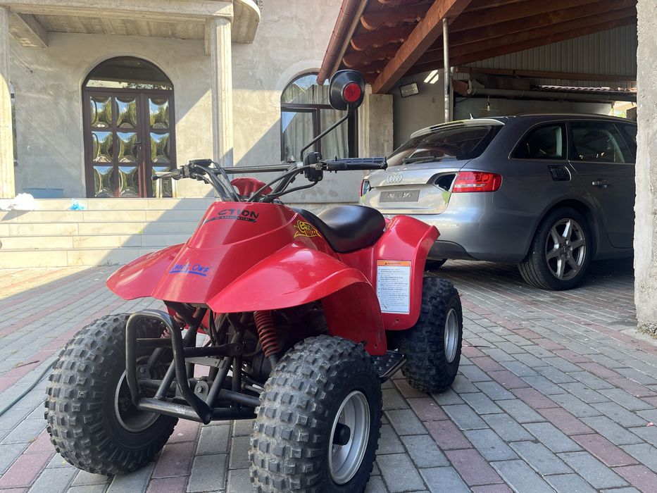 vînd atv de 110 mai multe detal la telefon