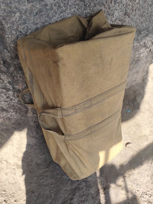 1 Стол 4 стула советских времён