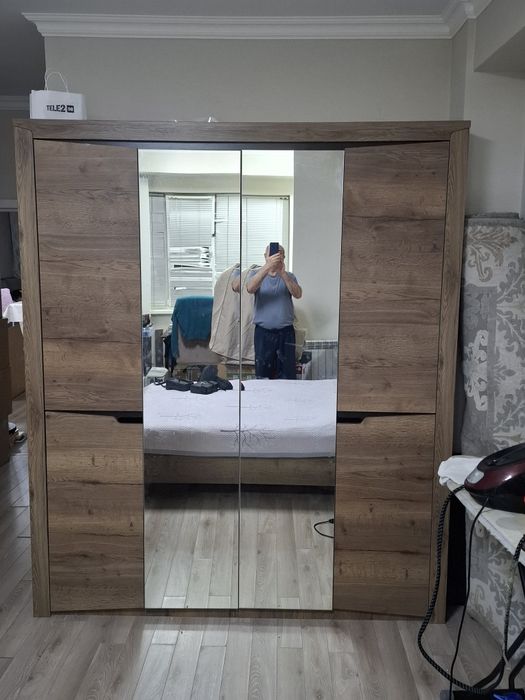 Продаётся шифонер. Отличный.