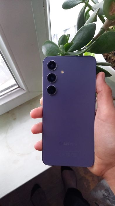 Самсунг s24 продаю срочно