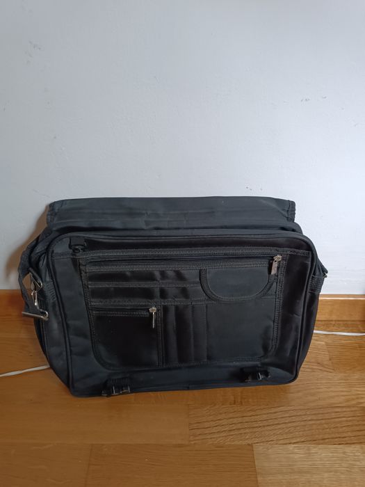 Geanta pentru laptop si documente