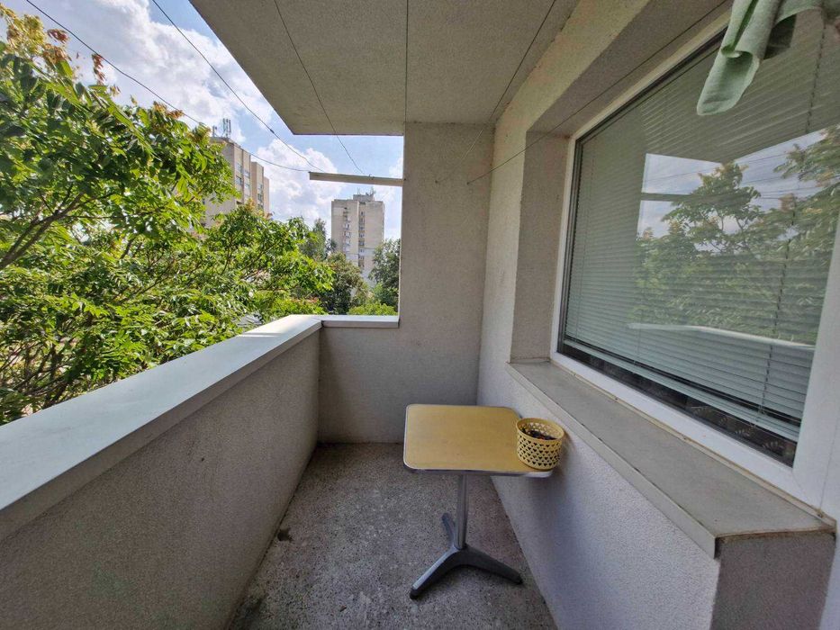 Продава се Тристаен апартамент в Ямбол, Златен рог - 98 кв.м за 1021 €/кв.м - Снимка #16