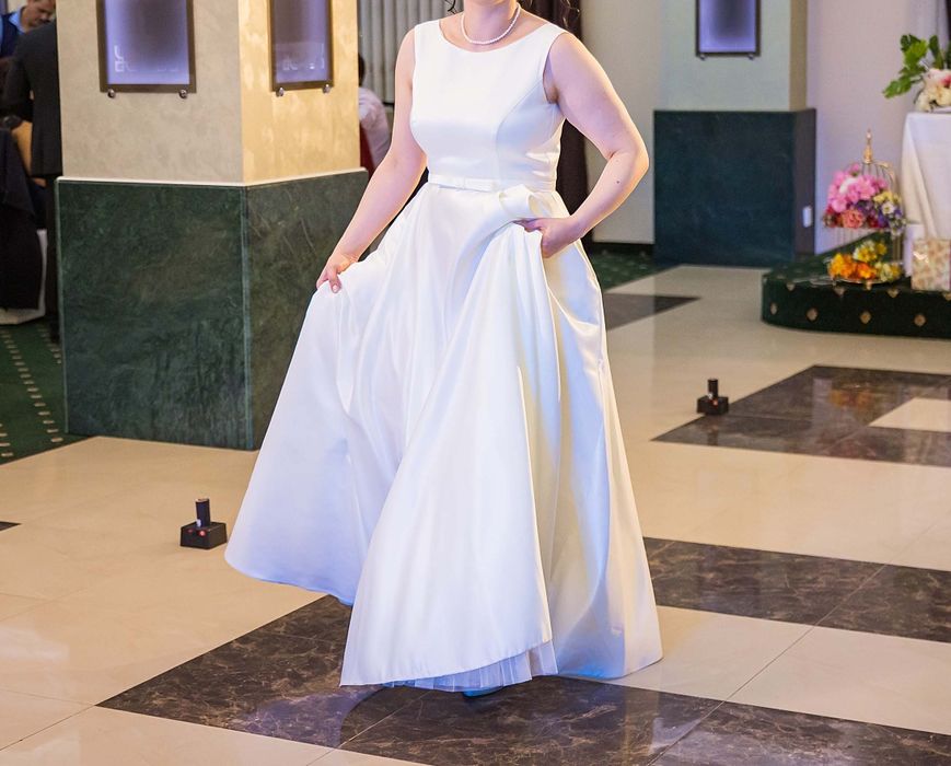 Rochie mireasa L- XL