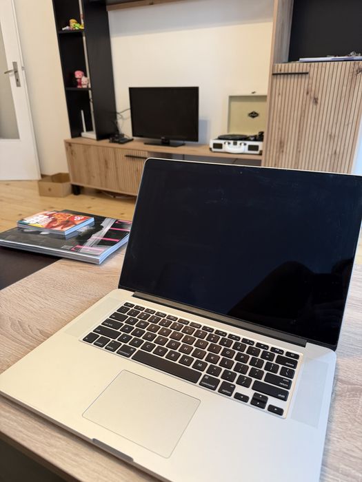 Macbook Pro- Retina, 15 inch ,2014