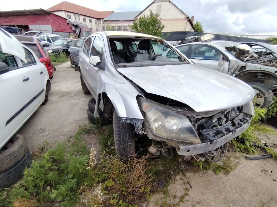Lampa / Tripla stop dreapta pe aripa Opel Astra 2005