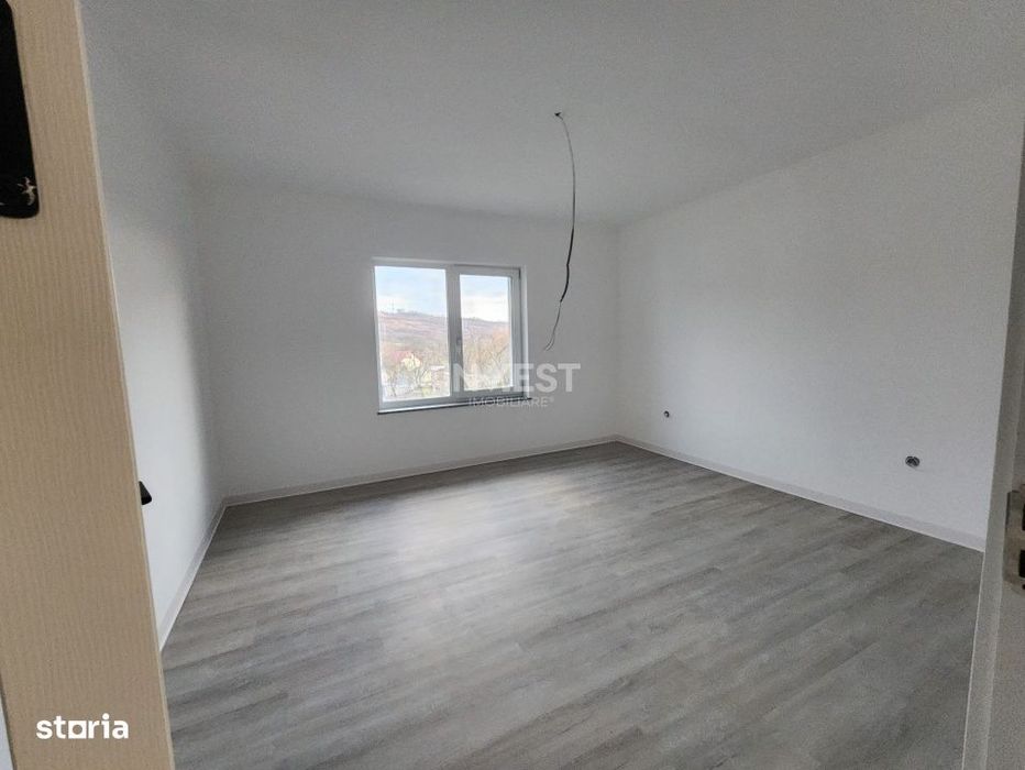Casa Individuala, 4 Camere, 2 Bai, 115 Mp Utili, Miroslava-Lidl
