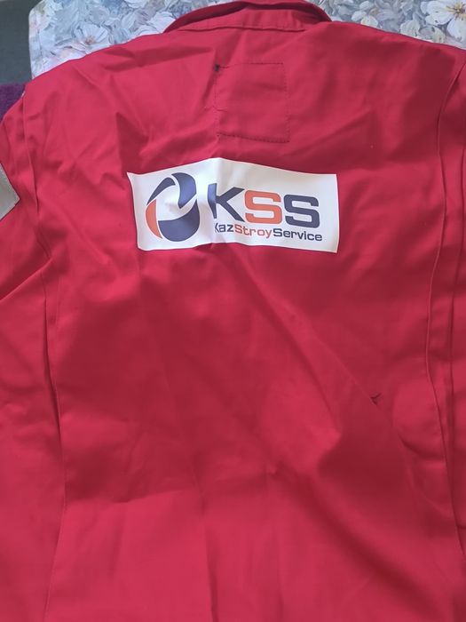 Продам спецодежду комбез качественный