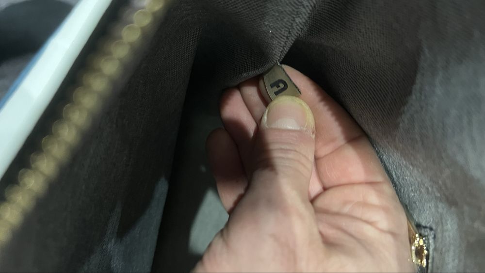 Furla MIA SOFIA Tote L shoulder bag.100% ориг,със сериен номер,етикети