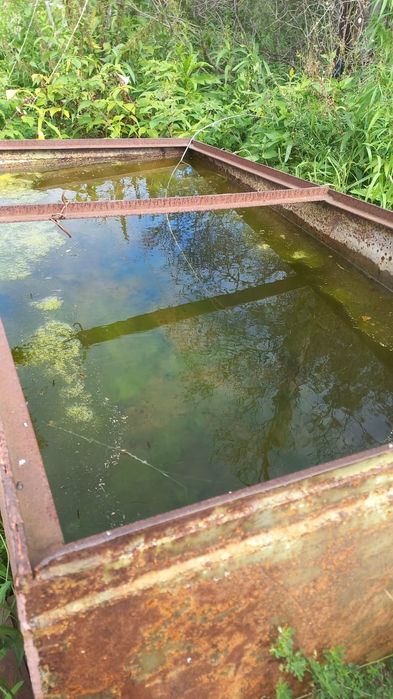 Продам металлическую ёмкость