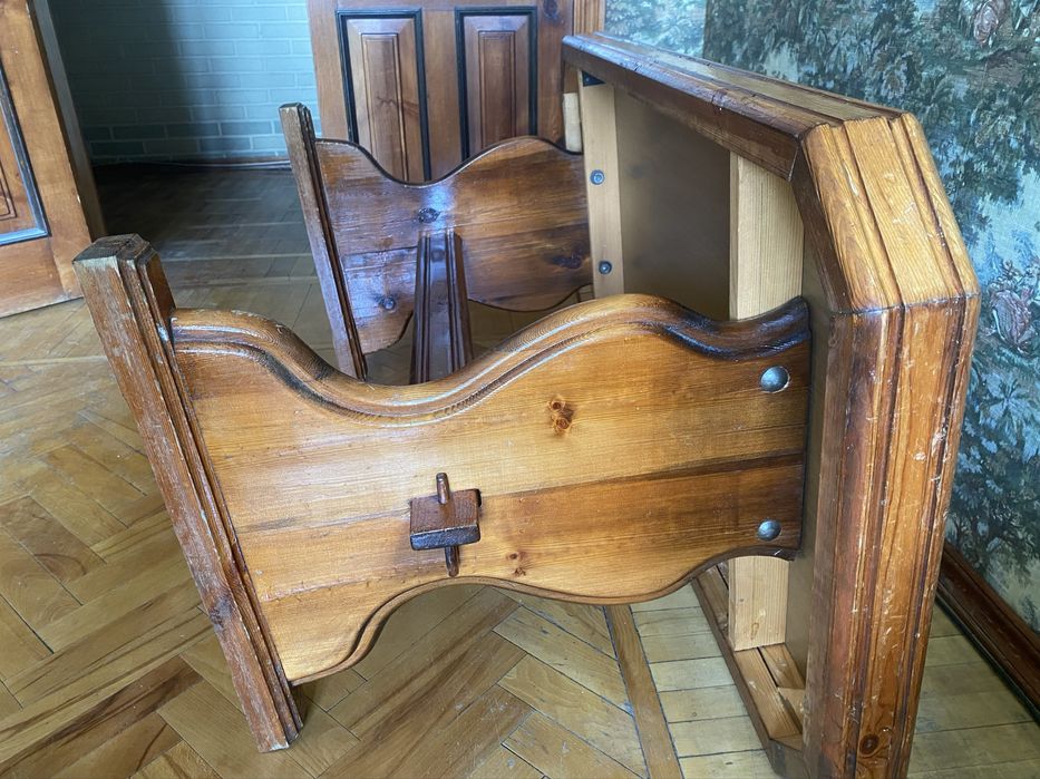 Журнальный столик