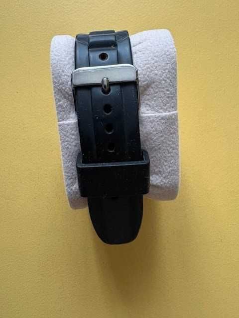 Ceas barbatesc de mana ICE WATCH, purtat foarte putin