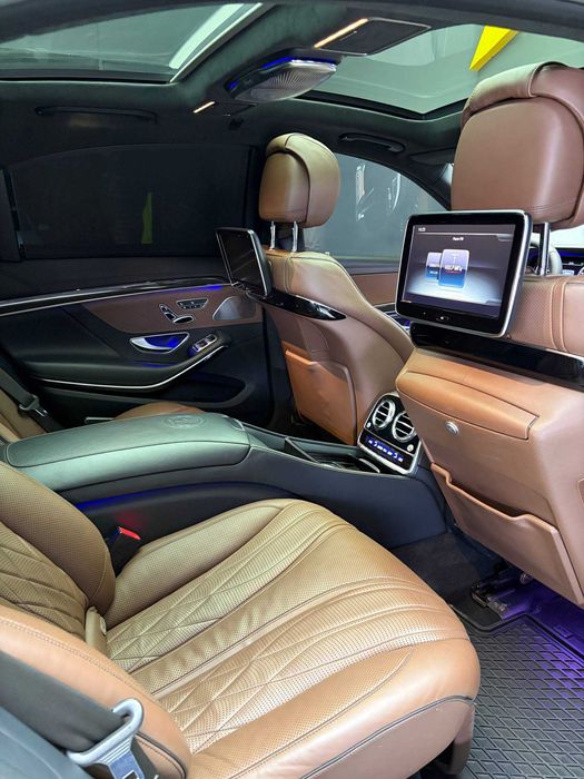 Mercedes Benz W222 S560