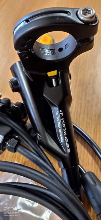 НОВA Задна Спирачкa: Shimano DEORE BL-MT501/BR-MT500