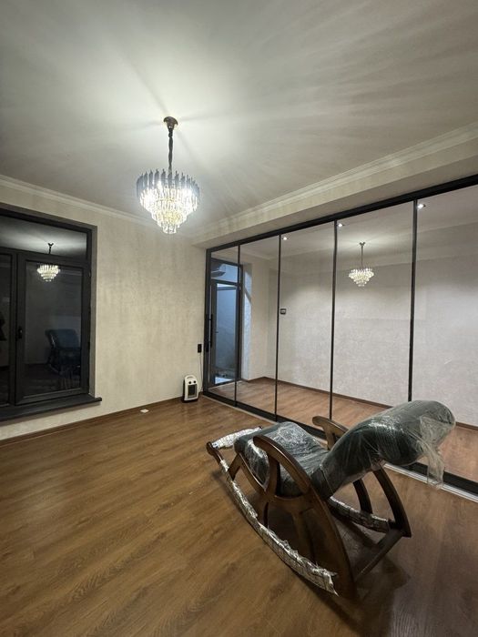 Продаётся новый евродом 1-соток  4-комнат массив Сабзавод Ташобласть