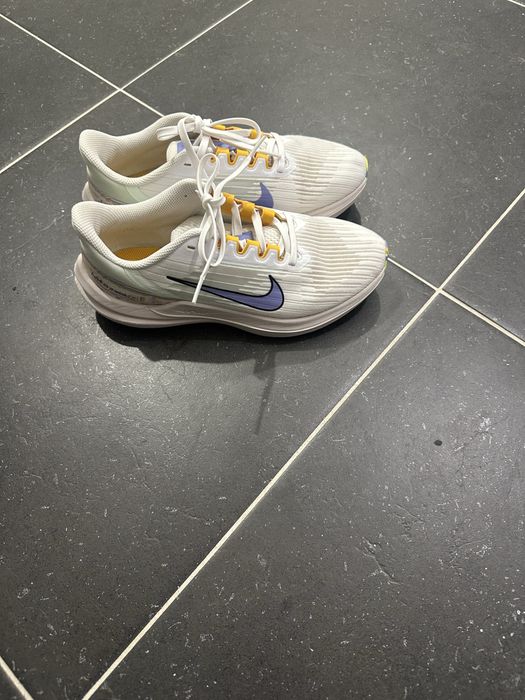 Дамски маратонки Naik.Номер38.