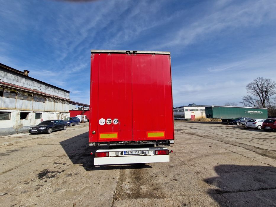 Vând semiremorca  KRONE