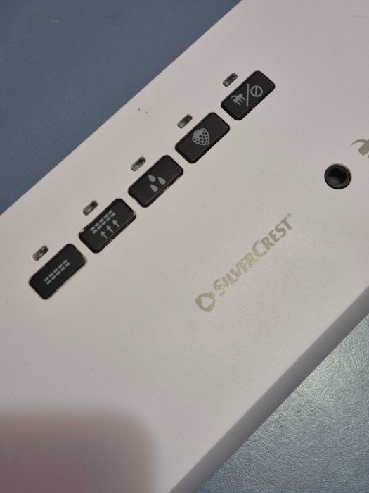 De vanzare un aparat de vidat Silvercrest SV 130 A1, impecabil