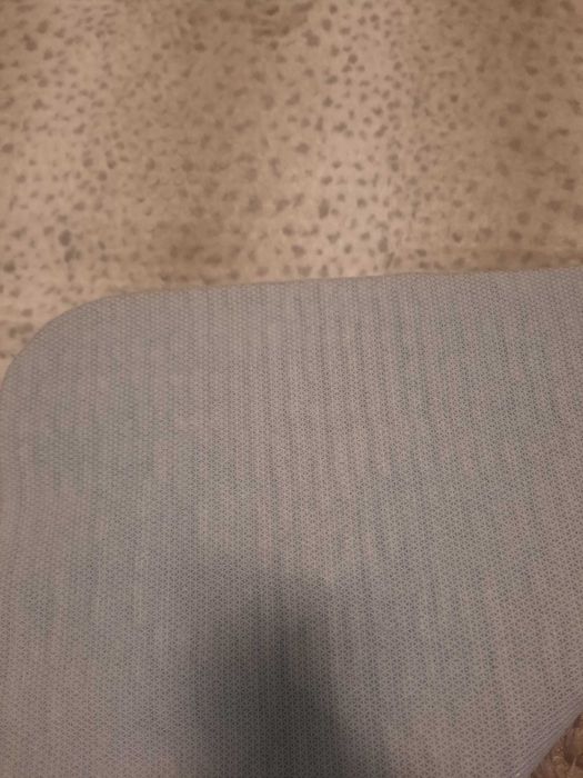 Килим 90-130 състояние -ново