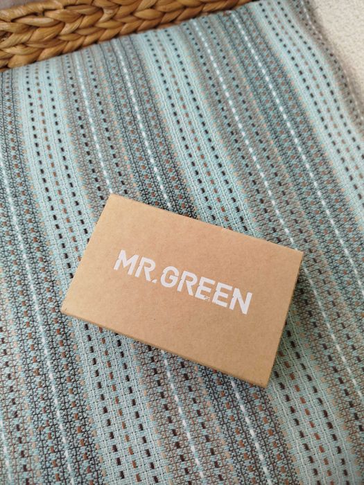 Козметичен комплект, нокторезачка, пинцета. Нови, подарък.