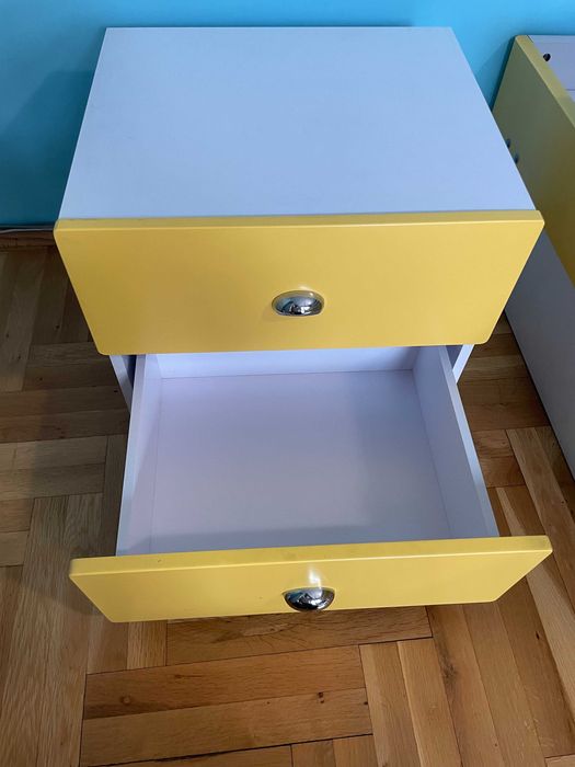 Комплект мебели - бюро, гардероб, легло с матрак 120 см, нощно шкафче