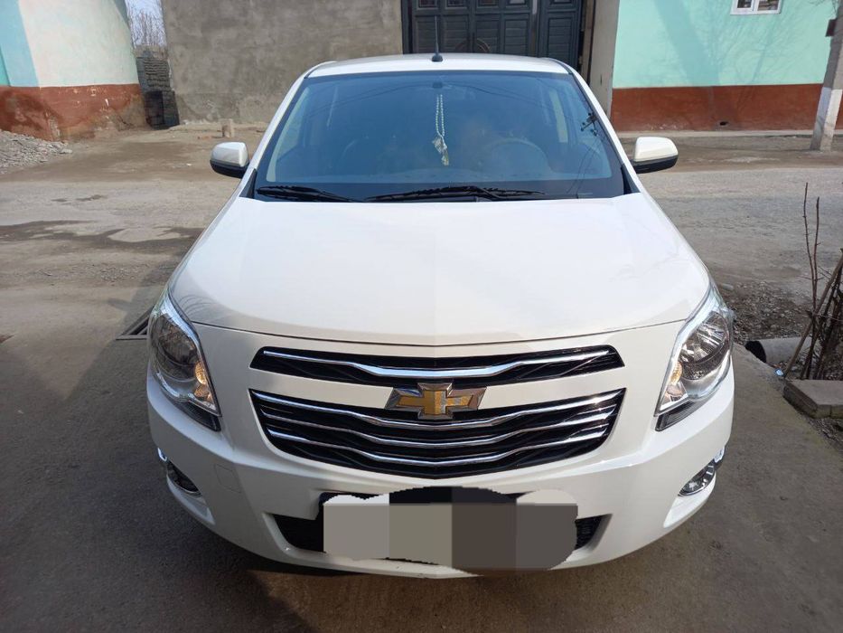 cobalt  avftomabil sotiladi