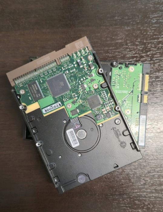 Lot 150  hard disk-uri pc