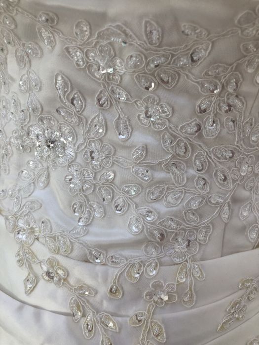 Свадебные платья