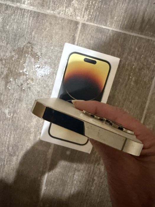 Iphone 14 pro gold 128 МВ и 75% батерия