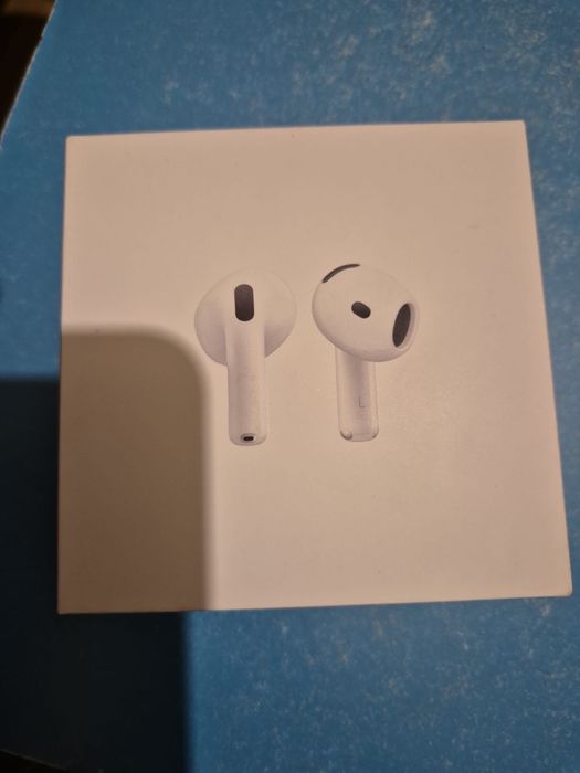 Vand iphone 16 pro 128 gb sigilat cu tot cu casti